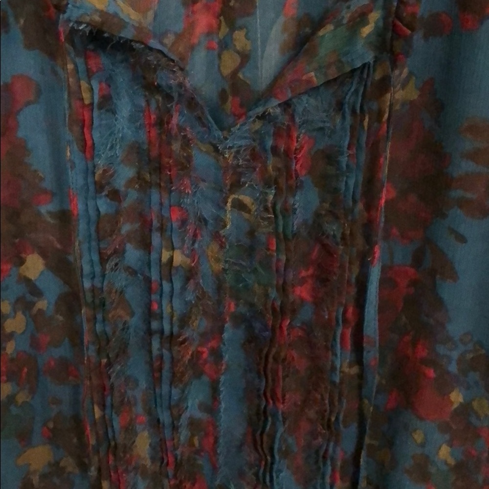 Flower Patterned Blouse - Picture 3 of 3
